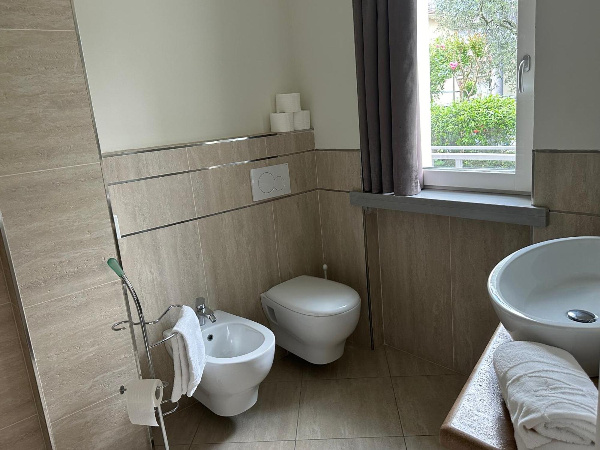 Residence Villa Dalila - Appartamento Dalila Рива-дель-Гарда Экстерьер фото